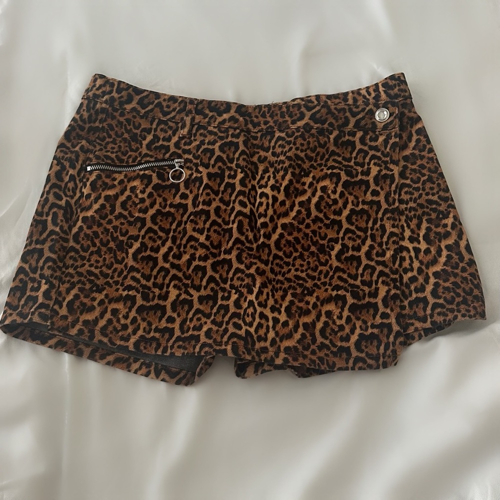 ZARA Leopard Skort